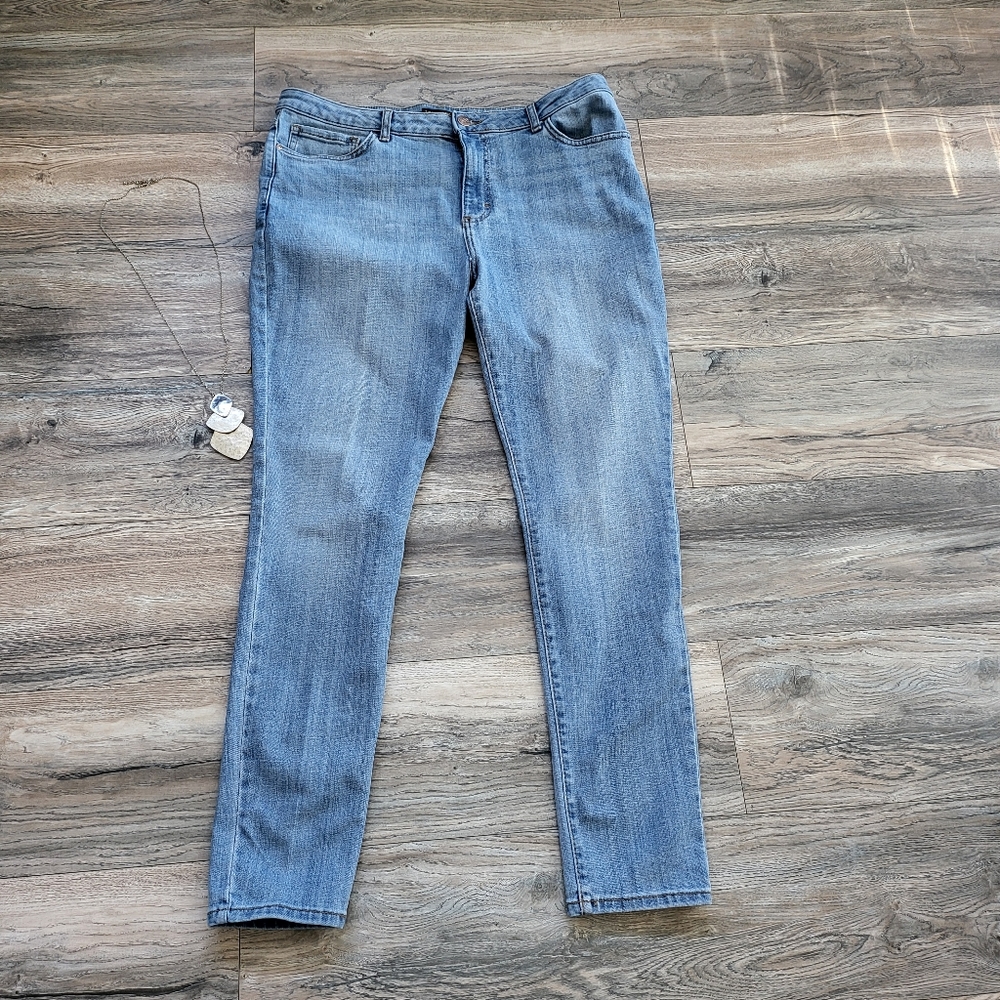 Lee Slim Fit Jeans - Picture 6 of 10